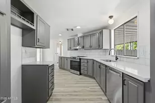 8601 N 103rd Ave, Peoria, AZ 85345 - Photo 13