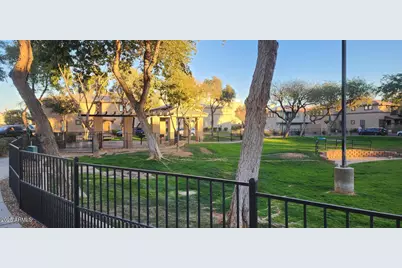 1225 N 36th Street #Unit 2075, Phoenix, AZ 85008 - Photo 25