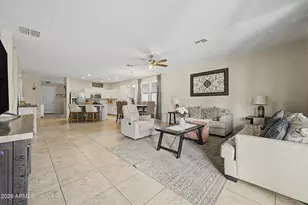 3113 W Dunbar Dr, Phoenix, AZ 85041 - Photo 9