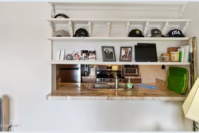 3033 E Devonshire Avenue #2009, Phoenix, AZ 85016 - Photo 7