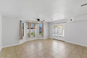 6622 W Peck Dr, Glendale, AZ 85301 - Photo 9