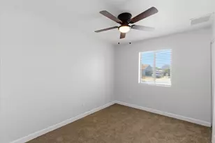 6622 W Peck Dr, Glendale, AZ 85301 - Photo 17