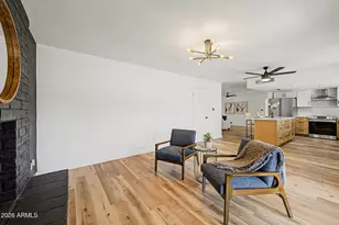 807 W Naranja Ave, Mesa, AZ 85210 - Photo 9