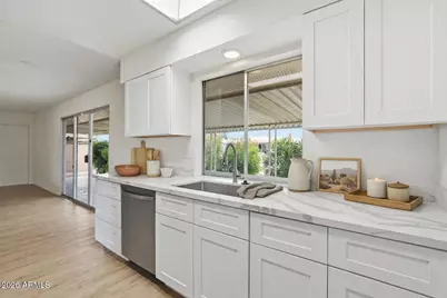 10838 W Amber Trail, Sun City, AZ 85351 - Photo 17