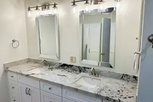 2601 E Cinnabar Ave, Phoenix, AZ 85028 - Photo 13