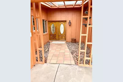 2601 E Cinnabar Avenue, Phoenix, AZ 85028 - Photo 3