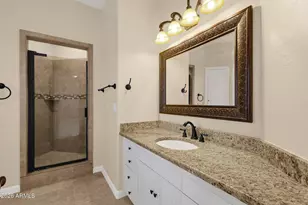 1334 W Sandpiper Dr, Gilbert, AZ 85233 - Photo 49