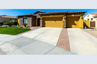 15800 W Alvarado Drive, Goodyear, AZ 85395 - Photo 5