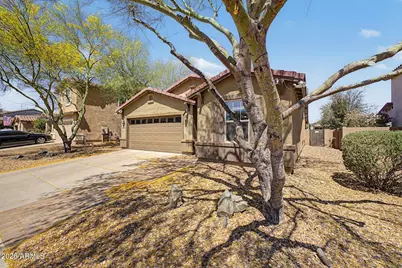 17706 W Red Bird Road, Surprise, AZ 85387 - Photo 3