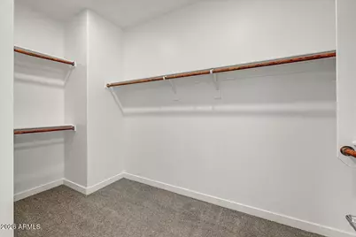 1642 W Monte Way, Phoenix, AZ 85041 - Photo 11