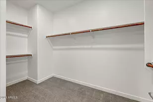 1642 W Monte Way, Phoenix, AZ 85041 - Photo 11