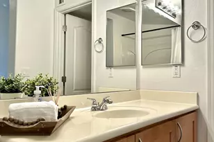 2264 E Huntington Dr, Phoenix, AZ 85040 - Photo 19