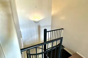 2264 E Huntington Dr, Phoenix, AZ 85040 - Photo 13