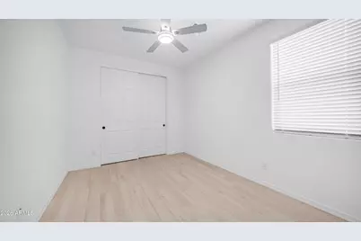13362 W Eagle Feather Road, Peoria, AZ 85383 - Photo 23