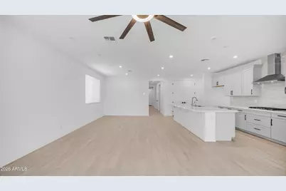 13362 W Eagle Feather Road, Peoria, AZ 85383 - Photo 11