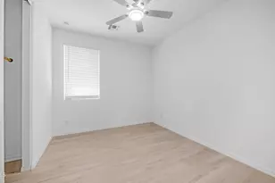 13362 W Eagle Feather Rd, Peoria, AZ 85383 - Photo 27