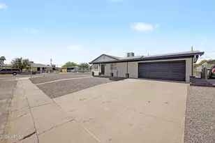 5702 N 22nd Dr, Phoenix, AZ 85015 - Photo 3