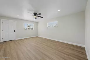 5702 N 22nd Dr, Phoenix, AZ 85015 - Photo 5