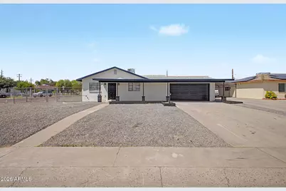 5702 N 22nd Drive, Phoenix, AZ 85015 - Photo 1