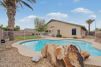 9581 W Ruth Avenue, Peoria, AZ 85345 - Photo 1