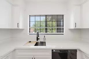 11515 N 91st St, Scottsdale, AZ 85260 - Photo 15