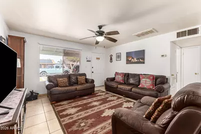 2347 W Poinsettia Drive N, Phoenix, AZ 85029 - Photo 7