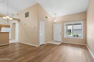 64 N 63rd St, Mesa, AZ 85205 - Photo 7