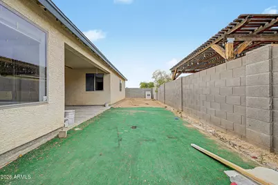 134 W Desert Lane, Phoenix, AZ 85041 - Photo 29