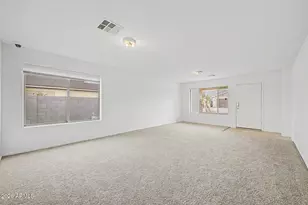 134 W Desert Ln, Phoenix, AZ 85041 - Photo 5