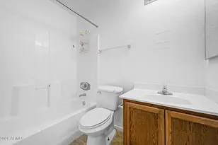 134 W Desert Ln, Phoenix, AZ 85041 - Photo 23