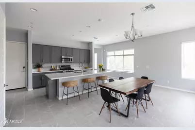 25304 N 19th Lane, Phoenix, AZ 85085 - Photo 5