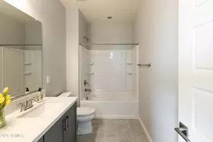 25304 N 19th Ln, Phoenix, AZ 85085 - Photo 23