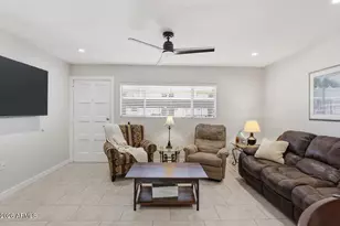 7436 E Chaparral Rd, Scottsdale, AZ 85250 - Photo 9