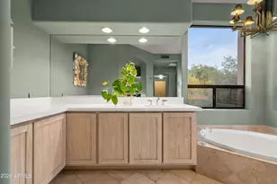 10433 E Palo Brea Dr, Scottsdale, AZ 85262 - Photo 21