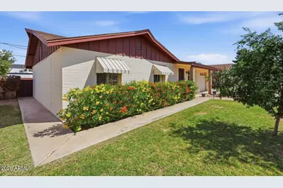 1818 W Morten Avenue, Phoenix, AZ 85021 - Photo 1