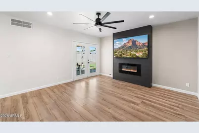 8302 E Windsor Avenue, Scottsdale, AZ 85257 - Photo 9