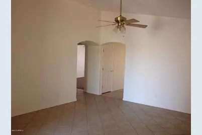 11202 W Turney Avenue, Phoenix, AZ 85037 - Photo 7