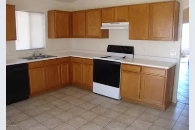 11202 W Turney Avenue, Phoenix, AZ 85037 - Photo 3