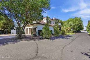2634 N 52nd St, Phoenix, AZ 85008 - Photo 3