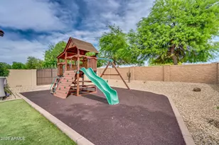 2471 E Robin Ct, Gilbert, AZ 85296 - Photo 43