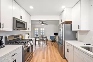 3911 N 13th Wy, Phoenix, AZ 85014 - Photo 29