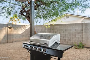 3911 N 13th Wy, Phoenix, AZ 85014 - Photo 33