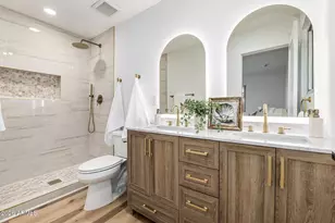 1515 N Saguaro Dr, Tempe, AZ 85288 - Photo 9