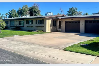 10013 W Lakeview Circle N, Sun City, AZ 85351 - Photo 1