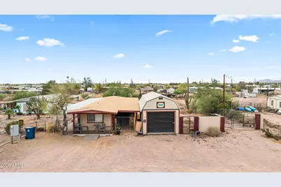 174 N Hilton Road, Apache Junction, AZ 85119 - Photo 1