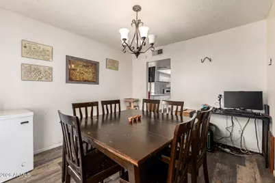 10604 N 50th Avenue, Glendale, AZ 85304 - Photo 11