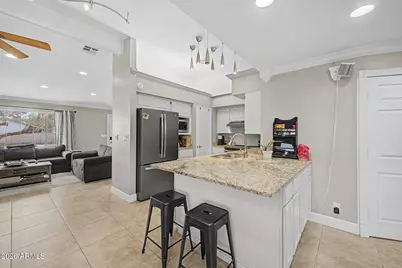 3128 W Flynn Lane, Phoenix, AZ 85017 - Photo 7