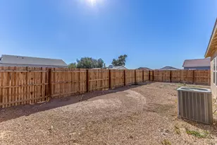 14514 S Vera Cruz Rd, Arizona City, AZ 85123 - Photo 25