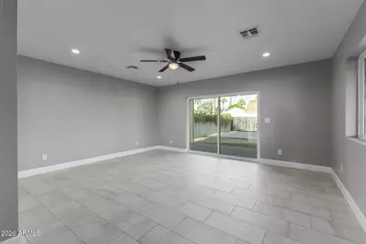 2001 N Laurel Avenue, Phoenix, AZ 85007 - Photo 15