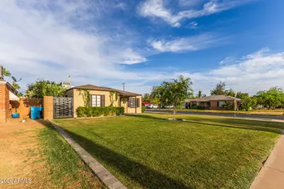 2001 N Laurel Avenue, Phoenix, AZ 85007 - Photo 5